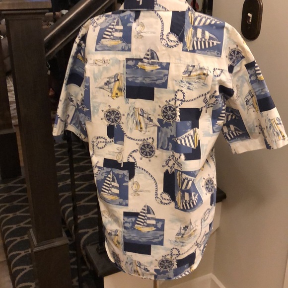 Men’s Casual Button Down, Roundtree & Yorke Short Sleeve Size Small - Picture 7 of 13